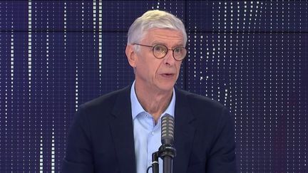 Arsène Wenger, directeur du développement du football mondial à la Fifa et consultant BeIn Sports, était l'invité de franceinfo samedi 19 juin 2021. (FRANCEINFO / RADIO FRANCE)