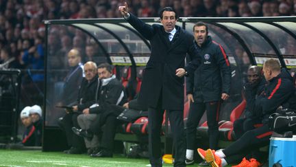 L'entraîneur du Paris-Saint-Germain, Unai Emery, lors du match contre Guingamp, samedi 17 décembre. (FRED TANNEAU / AFP)