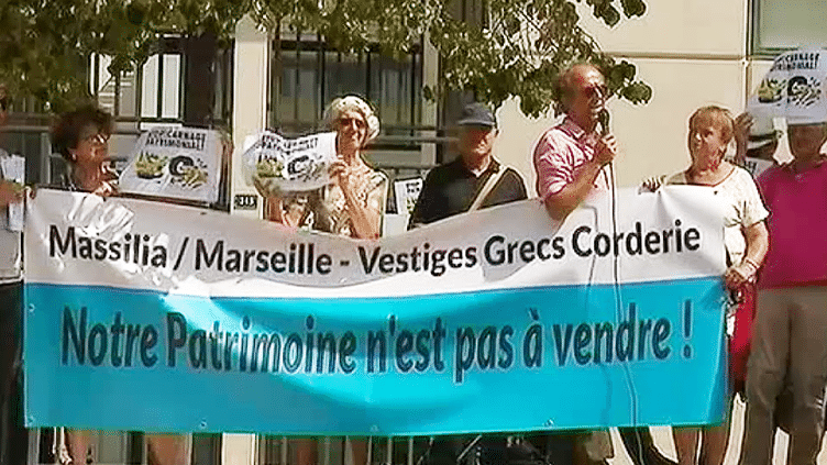 Les habitants de Marseille se mobilisent contre la destruction de