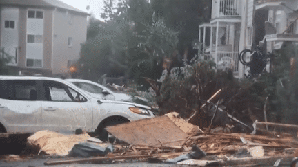 Unetornade a dévasté un quartier à l'est d'Ottawa (Canada) (CAPTURE D'ÉCRAN FRANCE 3)