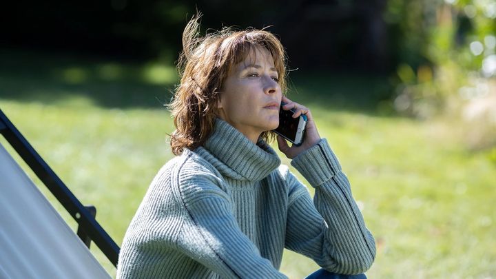 Sophie Marceau&nbsp;dans "Tous s'est bien passé" de François Ozon (2021). (CAROLE BETHUEL./ MANDARIN PRODUCTION / FOZ)