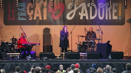 La chanteuse suisse Noga sur scène lors de la fête de la francophonie, à Londres, le 17 mars 2012
 (JUSTIN TALLIS/AFP)