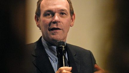 Jean-Jacques Aillagon à Sarreguemines, le 20 février 2004. (AFP - Jean-Christophe Verhaegen)