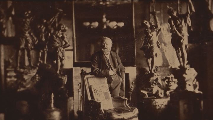 Victor Hugo posant à Hauteville House
 (Culturebox / Capture d&#039;écran)