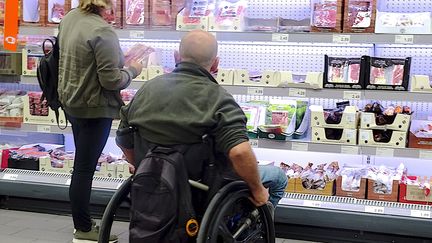 Combien de personnes souffrant de handicap en France ? On a examiné les chiffres officiels. Photo d'illustration (PATRICK LEFEVRE / MAXPPP)