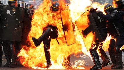 Manifestations : comment les CRS se protègent