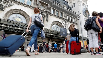 Un jour de départ en vacances gare de Lyon à Paris. Photo d'illustration.&nbsp;&nbsp;&nbsp; (FRANCOIS GUILLOT / AFP)