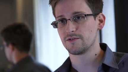 L'informaticien am&eacute;ricain Edward Snowden, le 6 juin 2013. ( THE GUARDIAN / AFP)