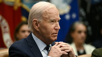 US-Präsident Joe Biden bei einem Treffen im Weißen Haus zur Vorbereitung auf die Ankunft des Hurrikans Milton in Florida am 8. Oktober 2024. (BRENDAN SMIALOWSKI / AFP)