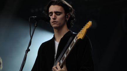 Le très prometteur Tamino a hypnotisé le public conquis par sa performance vocale et la beauté de ses chansons. A écouter de toute urgence pour ceux qui aiment Leonard Cohen et Tim Buckley. (Lire notre compte-rendu et interview de Tamino ici)
 (Gilles Scarella FTV)