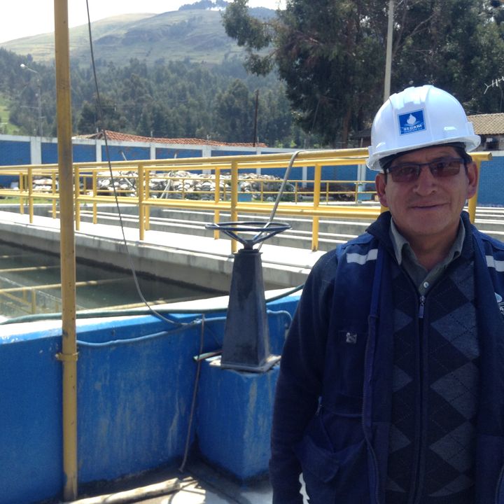 &nbsp; (Carlos Rosario de la station de traitement des eaux de la ville de Huyancayo © RF/Anne-Laure Barral)