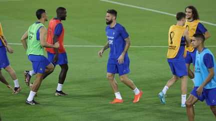 Doha, Coupe du monde de football. FIFA Qatar 2022. Stade Jassim Bin Hamad. Entraînement de l'équipe de France, avec Olivier Giroud, le 17 novembre 2022. (LE PARISIEN / ARNAUD JOURNOIS / MAXPPP)