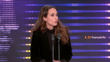 Clémence Guetté, députée LFI du Val-de-Marne, était l'invitée du "8h30 franceinfo", vendredi 1er décembre 2023. (RADIO FRANCE / FRANCEINFO)