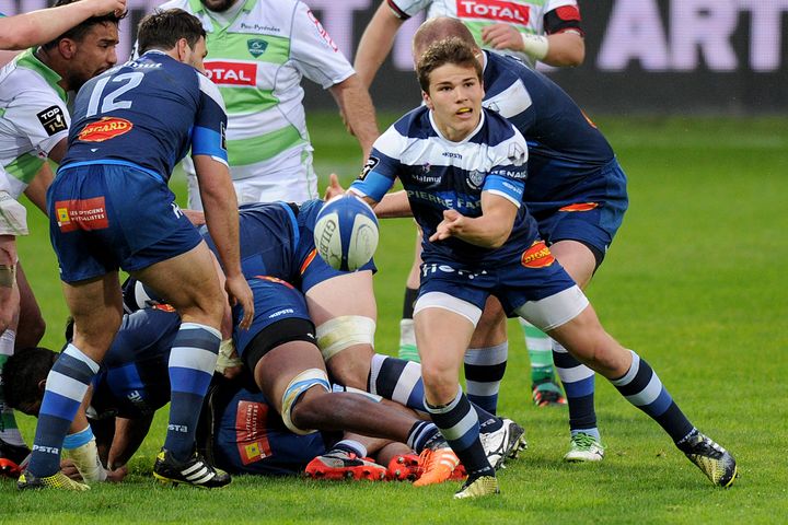 Antoine Dupont during Castres Olympique's victory against Pau, April 30, 2016. (REMY GABALDA / AFP)