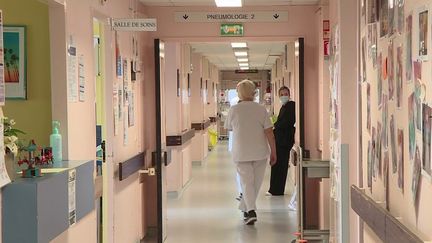 Covid-19 : les contraintes sanitaires levées trop tôt ?