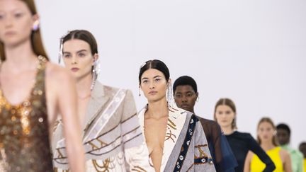 Défilé Fendi haute couture automne-hiver 2022-23 le 7 juillet 2022 à Paris. (IK ALDAMA / IK ALDAMA)