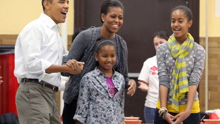 17 janvier 2011. "Happy Birthday, Michelle !"&nbsp; (DENNIS BRACK / GETTY IMAGES NORTH AMERICA)