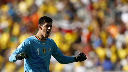 &nbsp; (Le gardien belge Thibaut Courtois laisse exploser sa joie © Reuters/Dominic Ebenbichler)