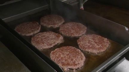 Alimentation : le marché du steak haché d'origine France sous haute tension&nbsp; (FRANCE 2)