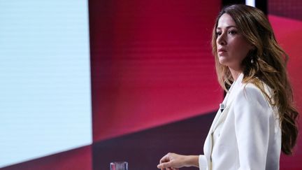 Zineb El Rhazoui au début de l'émission "Vous avez la parole", sur France 2, le 17 octobre 2019. (JACQUES DEMARTHON / AFP)