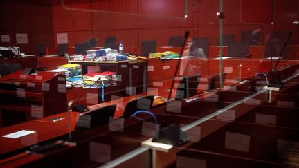 Au palais de justice de Nantes, la salle d'audience où se déroule l'"affaire Troadec", le 22 juin 2021. (LOIC VENANCE / AFP)