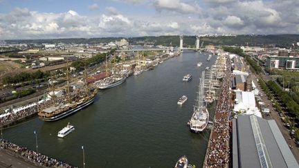 &nbsp; (Rouen et les quais de Seine sous le soleil pendant l'Armada, affluence record ! © DR)