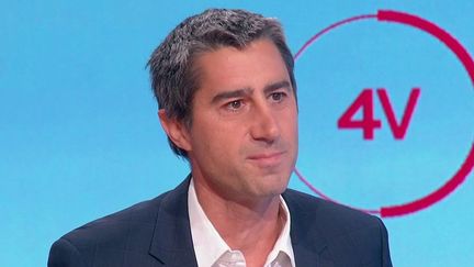 François Ruffin, député La France insoumise de la Somme et réalisateur, était l'invité des "4 Vérités" de France 2, mercredi 20 octobre.&nbsp; (CAPTURE ECRAN FRANCE 2)