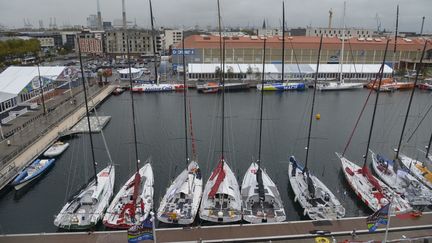 Les bateaux sont &agrave; quai, dans le port du Havre (Seine-Maritime), le 4 novembre 2013, avant le d&eacute;part de la transat Jacques Vabre.&nbsp; (ALAIN ZIMERAY / SIPA)