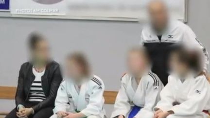 Capture d'écran d'un reportage de France 2 sur un cas de violence sexuelle dans le judo, diffusé le 5 février 2020. (FRANCE 2)