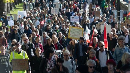 Des manifestants à Nantes, le 23 octobre 2021. (ESTELLE RUIZ / HANS LUCAS / AFP)