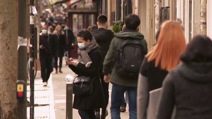 Covid-19 : bientôt le pic des contaminations de la cinquième vague ? (Capture d'écran France 2)