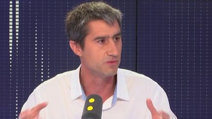 François Ruffin, député La France insoumise, invité sur franceinfo le jeudi 13 septembre. (FRANCEINFO / RADIOFRANCE)