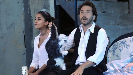 Leïla Bekhti et Edouard Baer, &quot;... à la Française&quot; aux Arènes de Doué-la-Fontaine (28/6/2012)
 (Laurent Combet / Le Courrier de l&#039;Ouest / Maxppp)