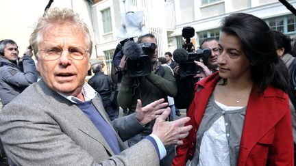 Le d&eacute;put&eacute; europ&eacute;en Daniel Cohn-Bendit aux c&ocirc;t&eacute;s de C&eacute;cile Duflot, le 8 mai 2010 &agrave; Arcueil (Val-de-Marne). (MEHDI FEDOUACH / AFP)