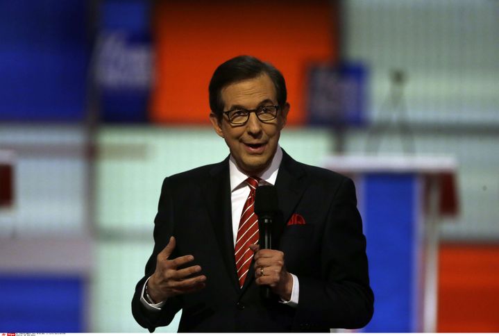 Le journaliste politique Chris Wallace lors d'un débat pour la primaire du parti républicain, à Detroit (Michigan, Etats-Unis), le 3 mars 2016. (CARLOS OSORIO / AP / SIPA)