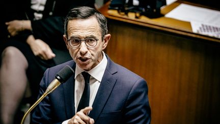 Le ministre de l'Intérieur, Bruno Retailleau, le 8 octobre 2024 à l'Assemblée nationale, à Paris. (MAXIME GRUSS / HANS LUCAS / AFP)