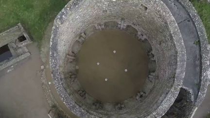 Contes et légendes : le Diable a élu domicile au temple de Lanleff