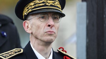 Le préfet de police de Paris, Didier Lallement, le 11 novembre 2019, lors des commémorations du 101e anniversaire de l'armistice de 1918, au pied de l'Arc de triomphe à Paris. (LUDOVIC MARIN / AFP)