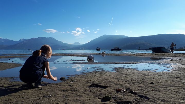 Cette "plage" n'existait pas il y a quelques semaines. (BENJAMIN ILLY / FRANCEINFO)