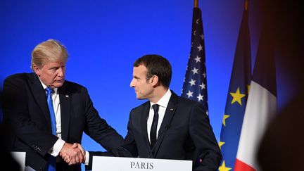 Donald Trump a rencontré, jeudi 13 juillet 2017, Emmanuel Macron à Paris. (ALAIN JOCARD / AFP)