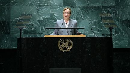 La Première ministre italienne Giorgia Meloni à la tribune de l'Assemblée générale de l'ONU, à New York, le 21 septembre 2023. (LEONARDO MUNOZ / AFP)