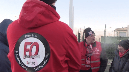 Plus d’un million de personnes ont manifesté jeudi 19 janvier contre la réforme des retraites. Les syndicats appellent à une mobilisation le 31 janvier prochain. D’ici là, des actions pourraient être menées dans plusieurs secteurs pour maintenir la pression. (FRANCEINFO)