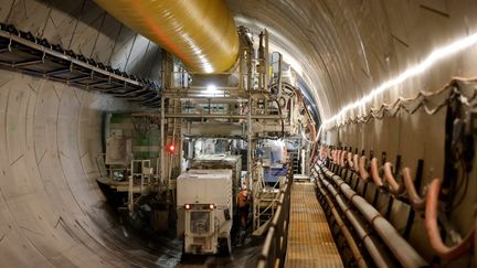 Un tunnel est creusé dans le cadre des travaux du métro du Grand Paris, à Créteil (Val-de-Marne), le 19 février 2021. (LUDOVIC MARIN / AFP)