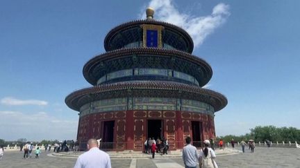 La Chine est toujours en lutte contre le Covid-19, mardi 3 mai. Après le confinement strict à Shanghai, les habitants de Pékin s'inquiètent, car les restrictions dans la ville devraient être plus sévères.&nbsp; (CAPTURE D'ÉCRAN FRANCE 3)