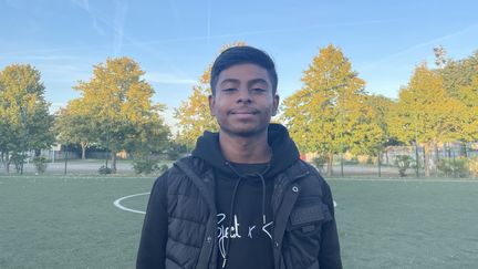 Pravin, 17 ans, lycéen à Drancy (Seine-Saint-Denis) (MANON MELLA / FRANCEINFO)