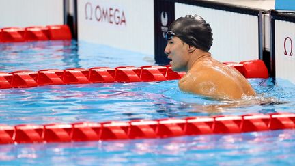 Abbas Karimi, l'un des six représentants du comité des réfugiés aux Jeux paralympiques de Tokyo, disputera la finale du 50 m papillon (catégorie S5), vendredi 27 août.&nbsp; (BEHROUZ MEHRI / AFP)