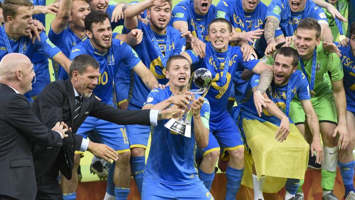 Andriy Lunin, in green, right, celebrating Ukraine's victory in the Under-20 World Cup, June 15, 2019 (ANDREW SURMA/SIPA USA/SIPA / SIPA)