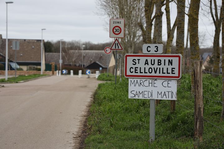 St Aubin-Celloville est l'une des 27 communes&nbsp;concernées&nbsp;par le projet de contournement Est de Rouen. (ANTOINE DEIANA / FRANCEINFO)