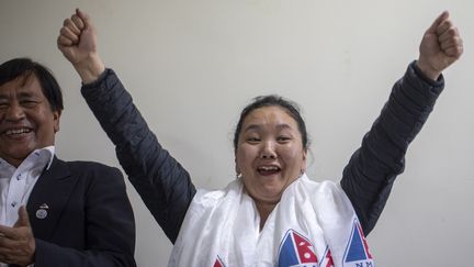 Lhakpa Sherpa, 48 ans, a gravi pour la 10e fois l’Everest. (NARENDRA SHRESTHA / EPA)