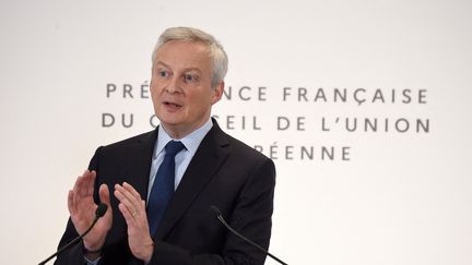 Le ministre de l'Economie, Bruno Le Maire, à Paris, le 13&nbsp;janvier 2022. (ERIC PIERMONT / AFP)